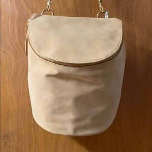 Universal Thread Slopped Bucket Bag NWT